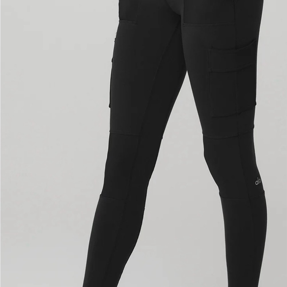 ALO Yoga Jet Black Utility Leggings